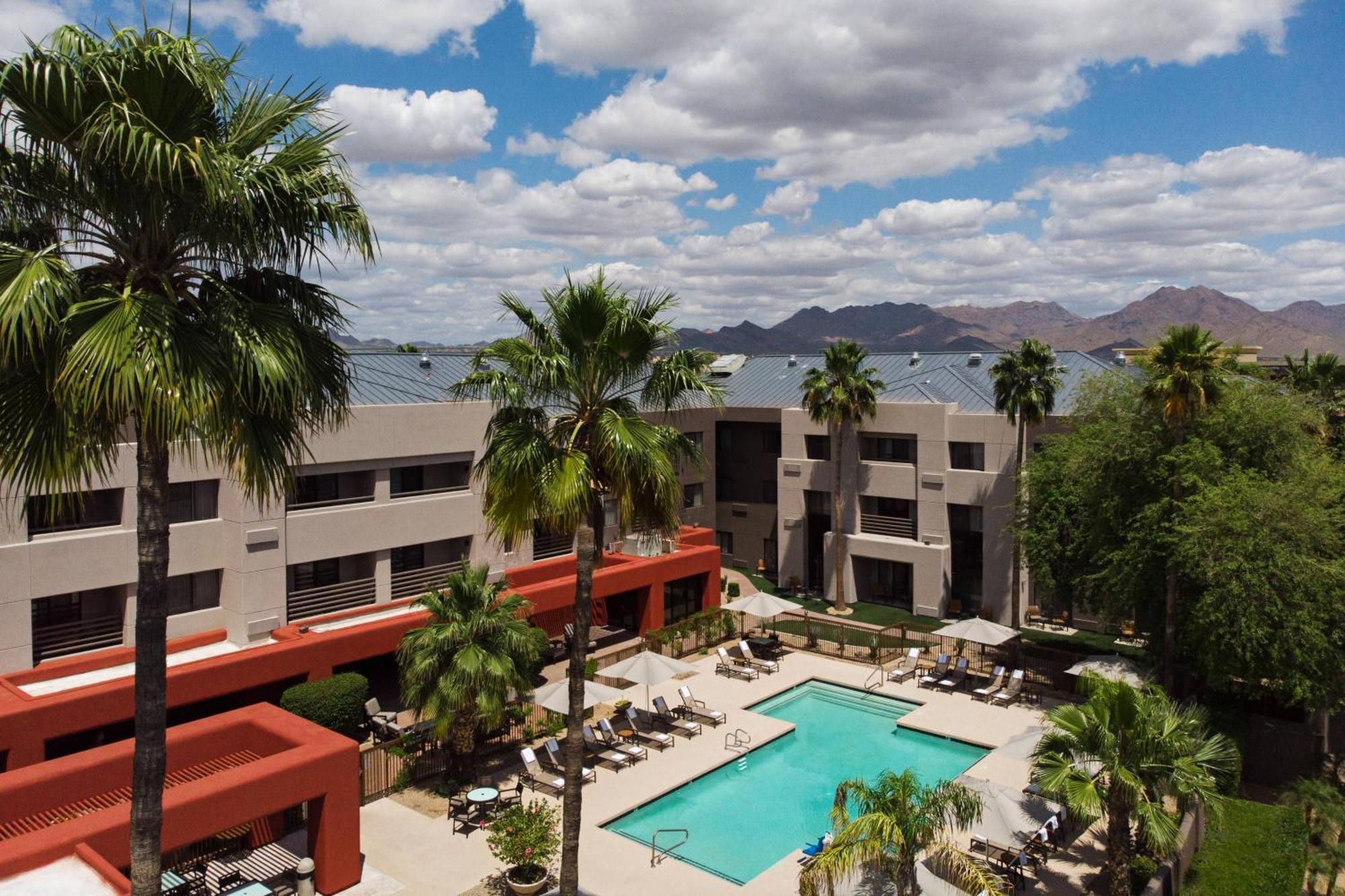 Courtyard Scottsdale North Hotel Exterior photo